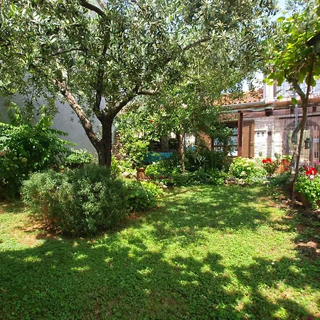 With A - C Vodnjan-vodnjan Appartement